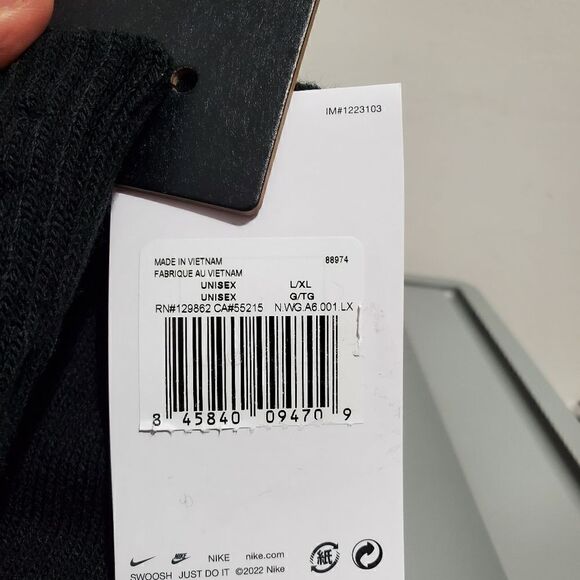 Nike Unisex Sz LARGE/XLARGE Swoosh Knit Gloves Black NWT - Picture 7 of 7
